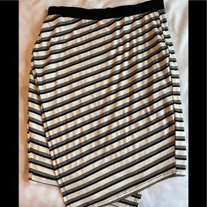 Gilli Black and White Skirt - Size L